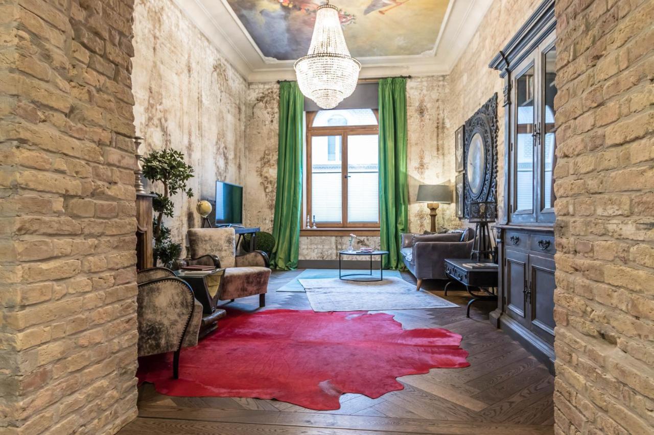 Castle Downtown Apartment Budapest Exterior foto